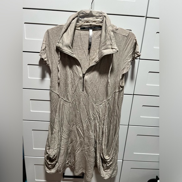 Kensie Gray Short Cap Sleeve Casual Pocketed Sweatshirt Dress (D1) - Picture 1 of 8